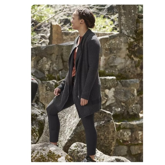 Athleta | Merino Wool Thermolite Sentinel Zip Front Sweater Coat Black | XS - Picture 3 of 16